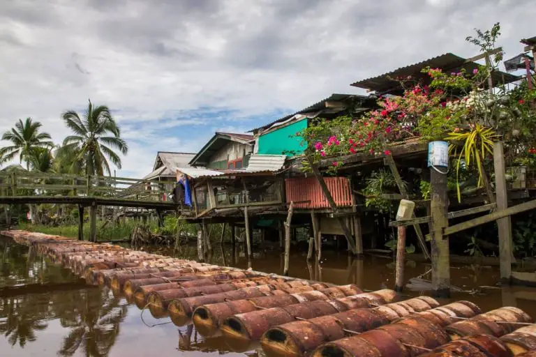 12 Tempat Menarik di Mukah, Sarawak Wajib Pergi | Berkonsep Tradisional Dan Moden