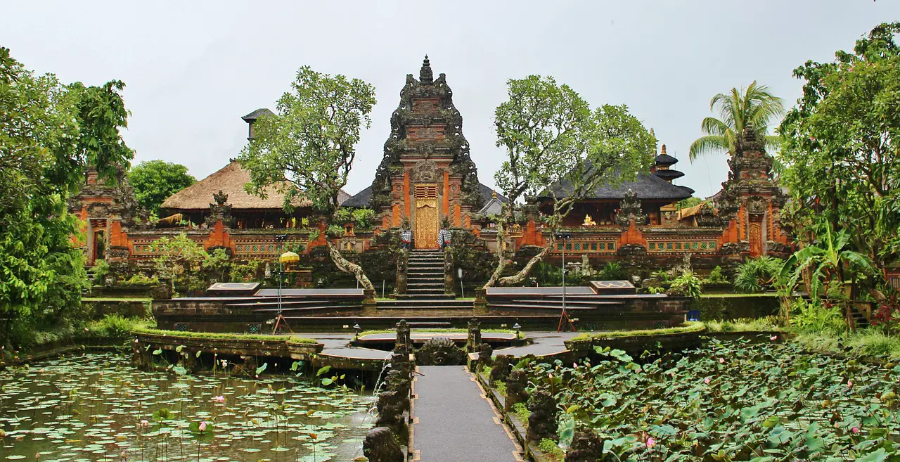 Istana Puri Saren Ubud