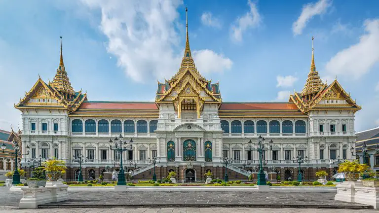 17 Tempat Menarik Di Bangkok. Bandar Raya Progresif Namun Kaya Dengan Budaya.