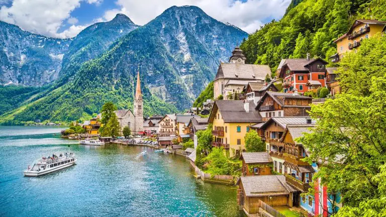 18+ Tempat Menarik Di Austria, Unik Dan Klasik WAJIB Anda Kunjungi