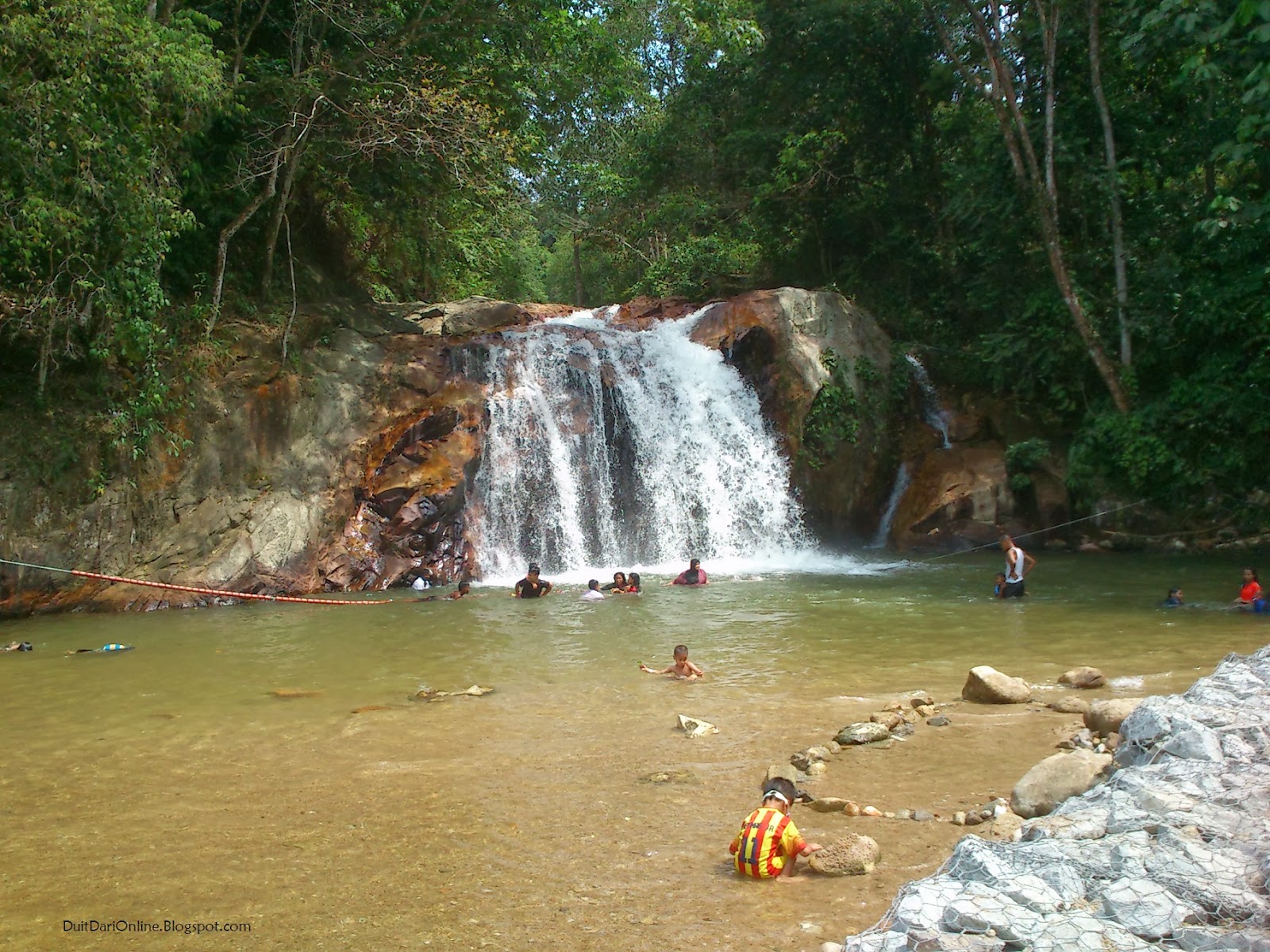 11 Air Terjun Di Malaysia Destinasi Percutian Indah - Ammboi